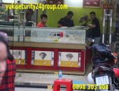 Bắt 3 kẻ cướp tiệm vàng ở Sài Gòn, thu giữ nhiều súng và kiếm